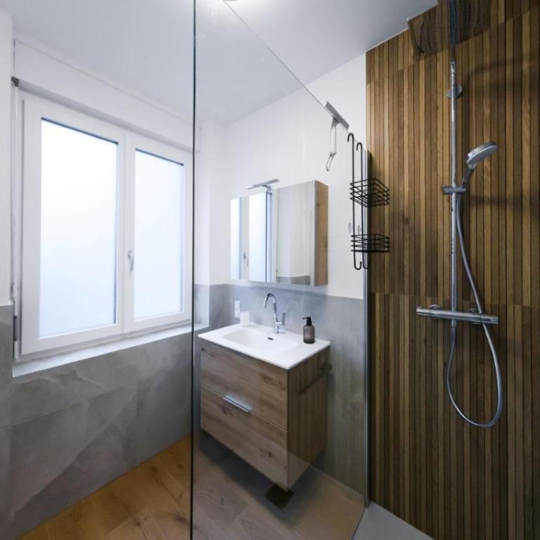 Boutique Apartment Graz Central Station - Two-Bedroom Apartment - 19