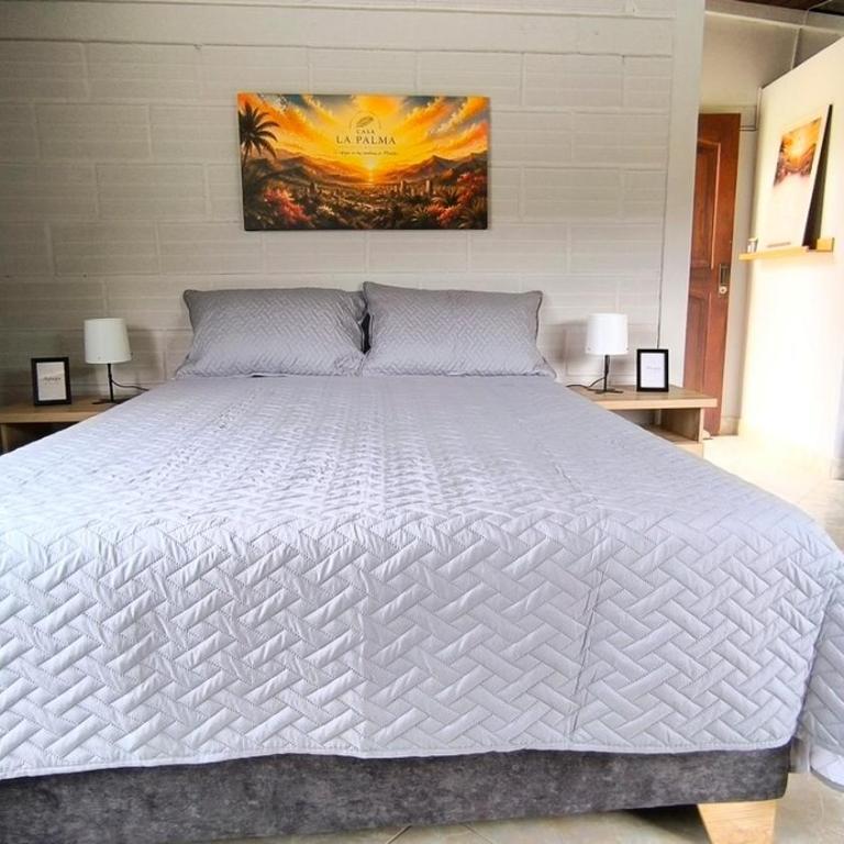 Comfortable and private country-style studio apartment - One-Bedroom Apartment - 7