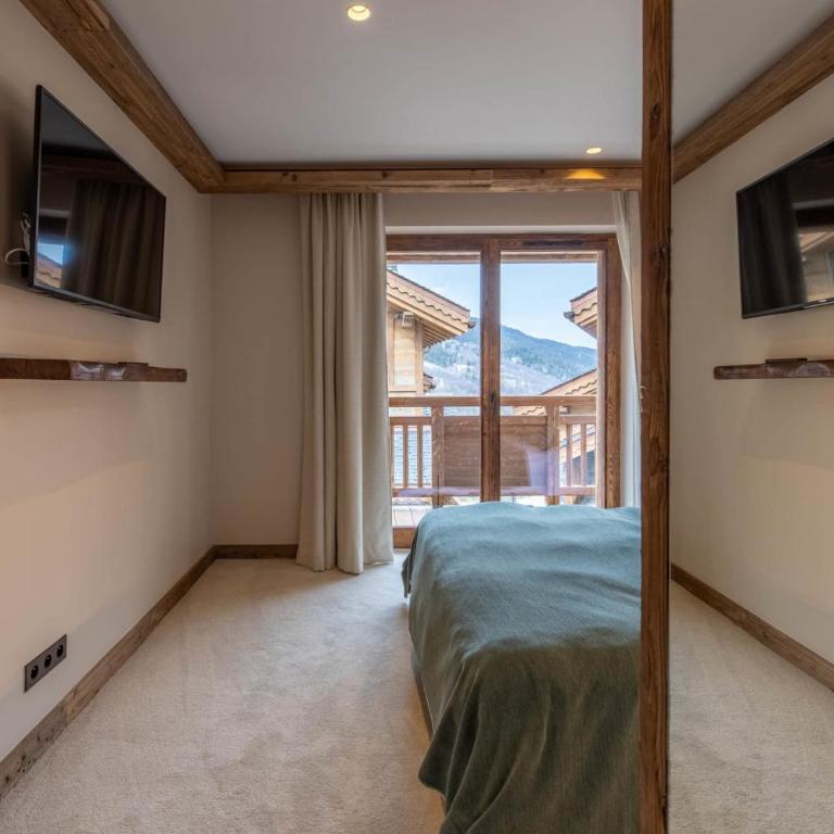 Chalet Yolo with Pool and Spa - Chalet - 28