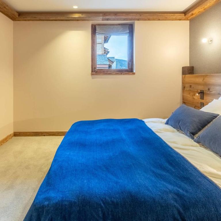 Chalet Yolo with Pool and Spa - Chalet - 39