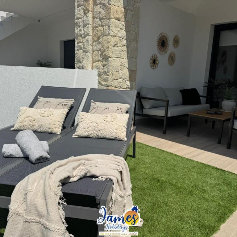 Luxury 3BR Garden Apt Pool Punta Prima PP35 - Apartamento - 2