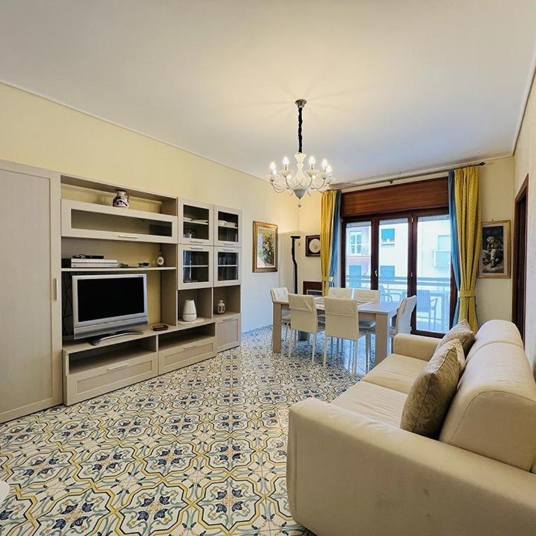 Sorrento Domus - Appartamento con 2 Camere da Letto - 14