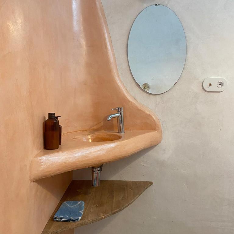Artist's house - Quiet - Historic center - Maison 1 Chambre - 17