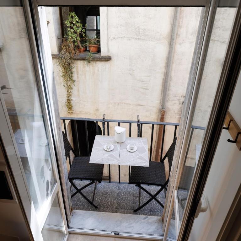 The Tiny House on Toledo By HouseinNaples - Appartamento Monolocale con Balcone - 11