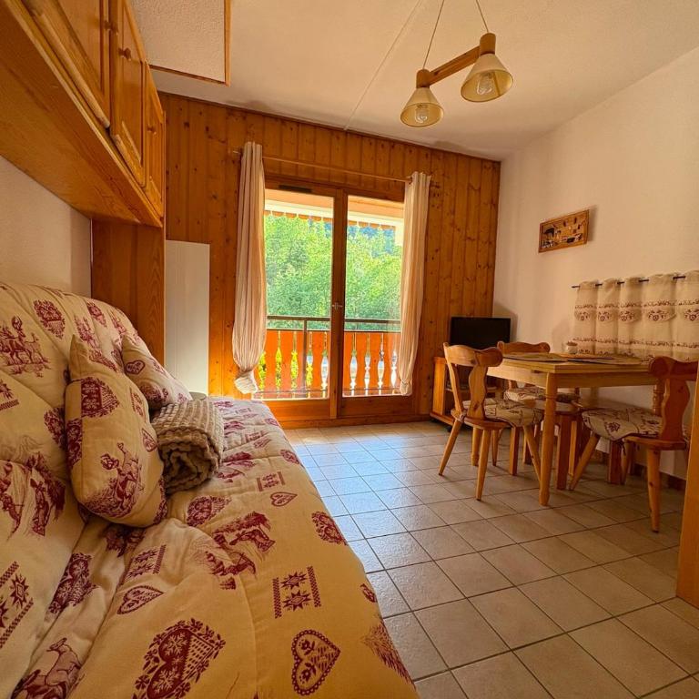 Mountain studio for 4 people - Nyon gondola within walking distance - One-Bedroom Apartment - 4