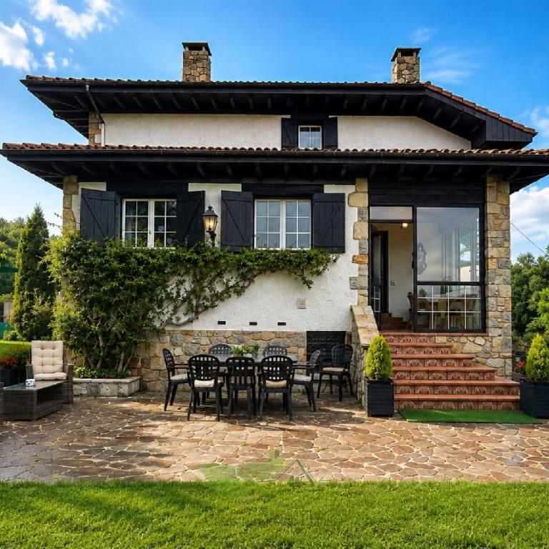 Villa Rural con Piscina en Llanes | La Ablanosa - Chalet Superior - 6