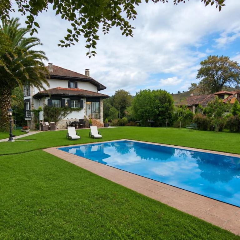 Villa Rural con Piscina en Llanes | La Ablanosa - Chalet Superior - 42