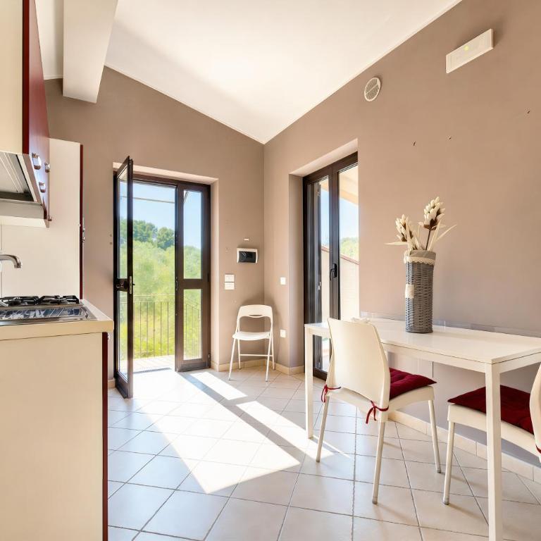 Villa Mapa - Appartamenti Lorusso - Superior Apartment with City View - 10