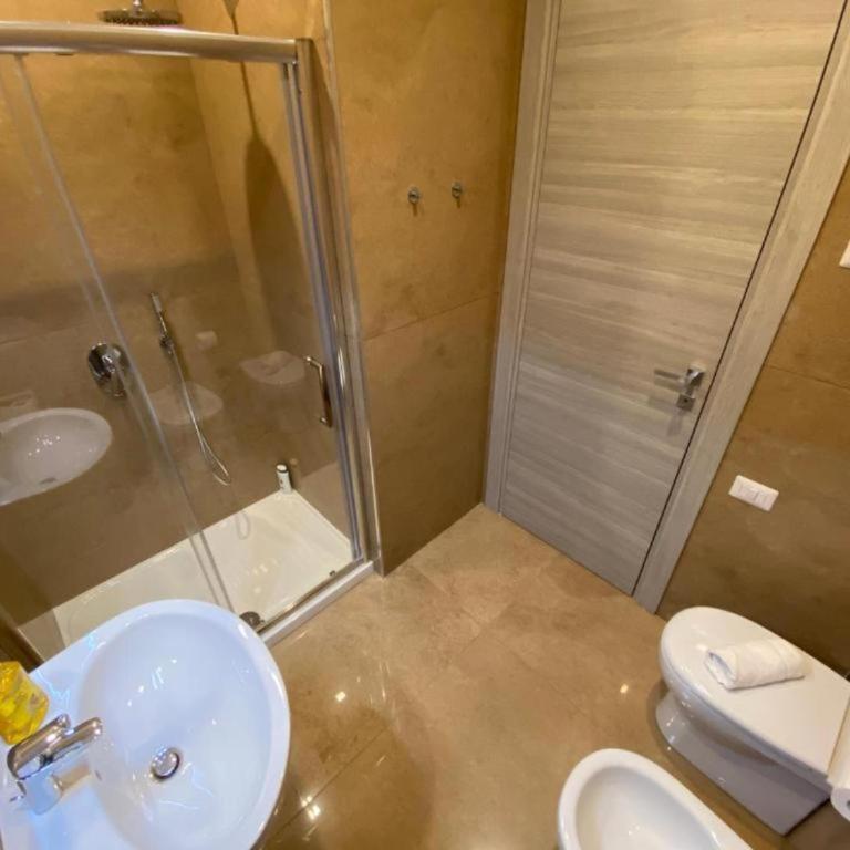 MDC Luxury Rooms Naples - Habitación Doble con balcón (3 adultos) - 3