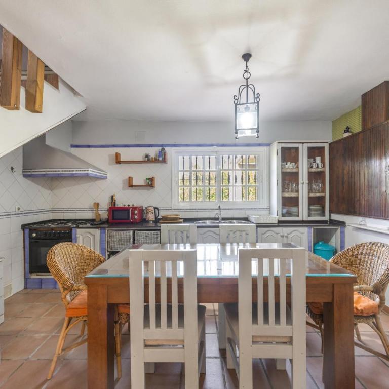 Casa El Mimbral y El Fresno - Three-Bedroom House - 3