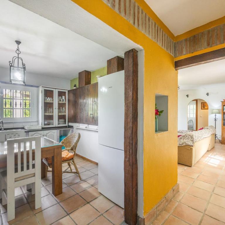 Casa El Mimbral y El Fresno - Three-Bedroom House - 5