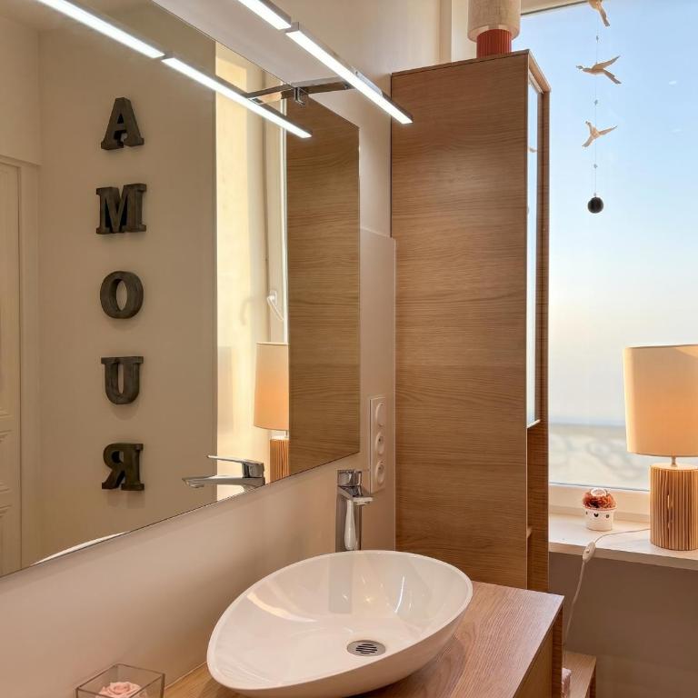 Douceur angevine - T2 charme - centre-ville - One-Bedroom Apartment - 10
