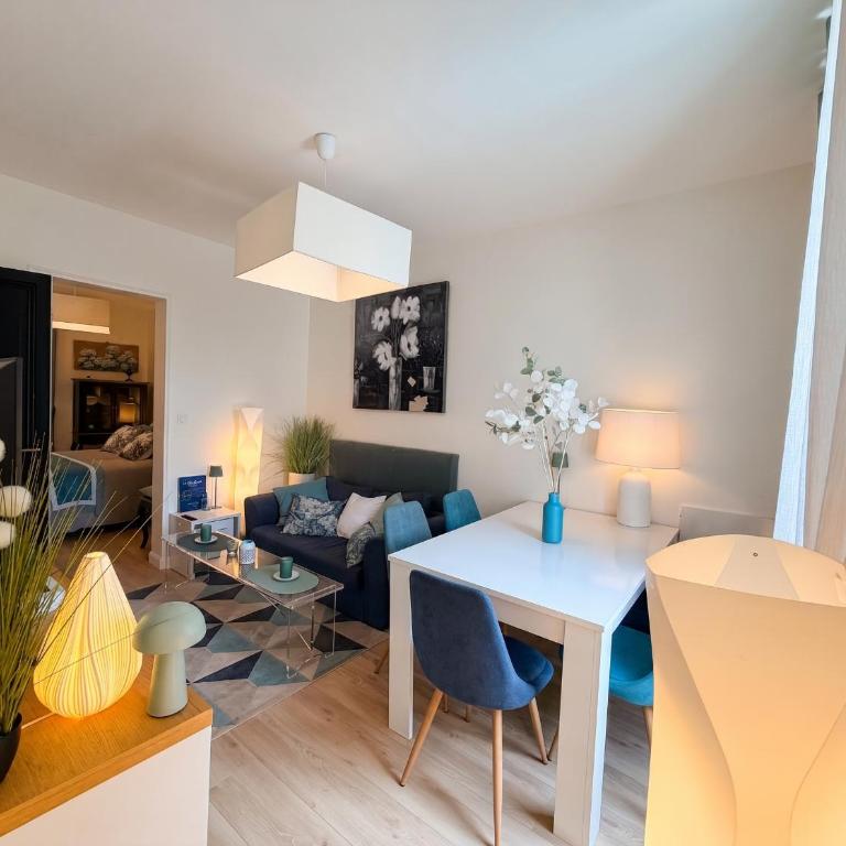 Douceur angevine - T2 charme - centre-ville - One-Bedroom Apartment - 20
