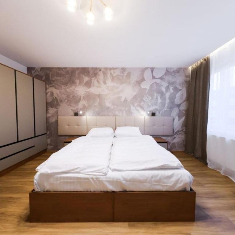 Boutique Apartment Graz Central Station - Two-Bedroom Apartment - 24