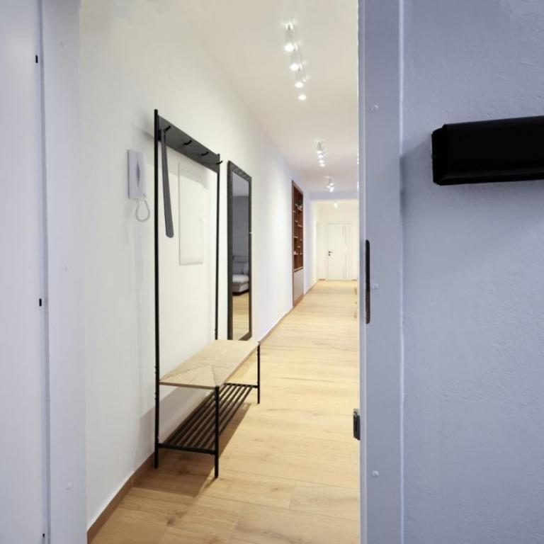 Boutique Apartment Graz Central Station - Two-Bedroom Apartment - 30