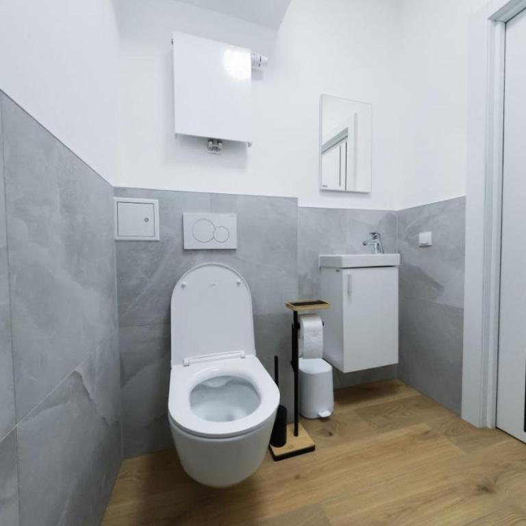 Boutique Apartment Graz Central Station - Two-Bedroom Apartment - 20