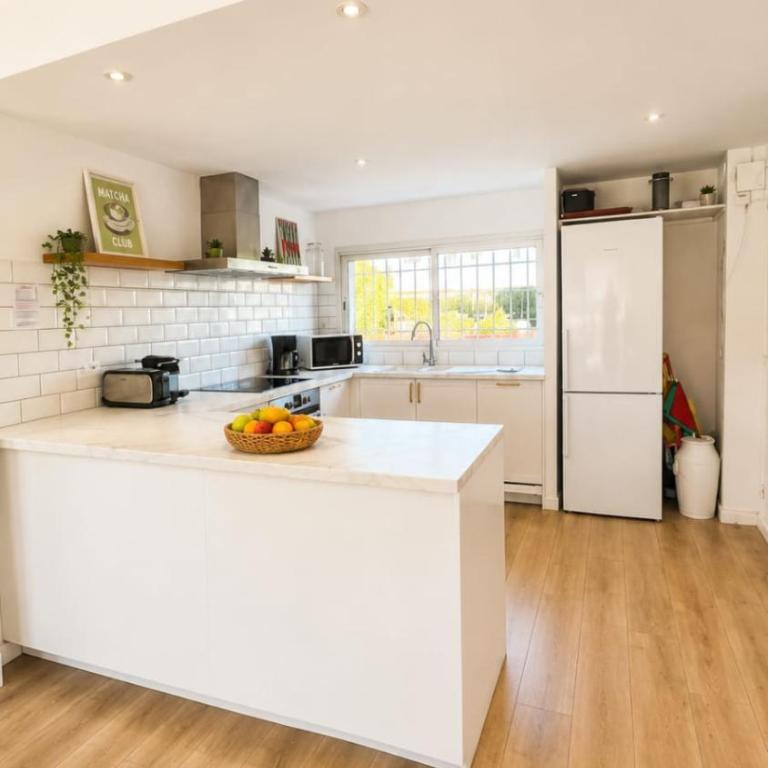 Magnifique appartement proche de la plage vue mer - Appartement - 11