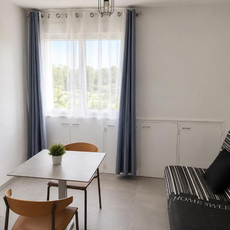 Studio - Marina 4 - 17 allée des Pinons - 2-1 - Appartement 1 Chambre - 3