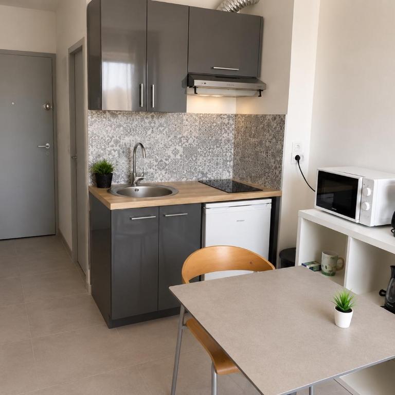 Studio - Marina 4 - 17 allée des Pinons - 2-1 - Appartement 1 Chambre - 1