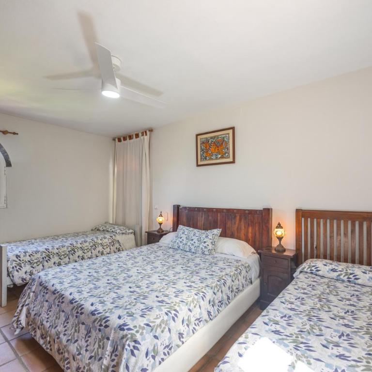 Casa El Mimbral y El Fresno - Three-Bedroom House - 32