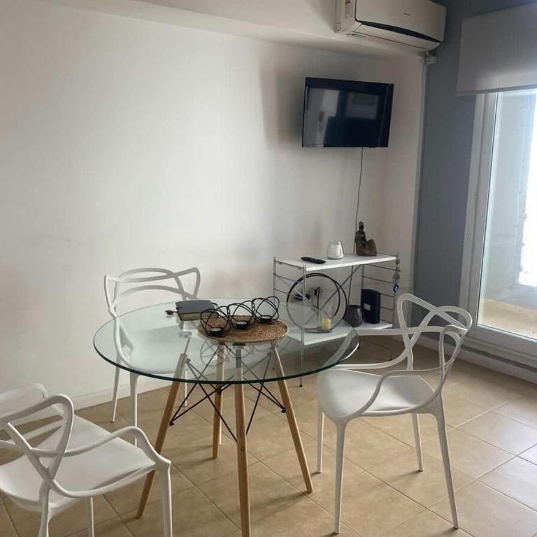 Luminoso departamento a pasos de la Legislatura - One-Bedroom Apartment - 3