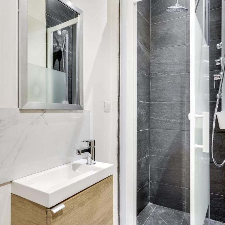 Bluestay 17 - Superbe Appartement au Cœur de Paris - Appartement - 17