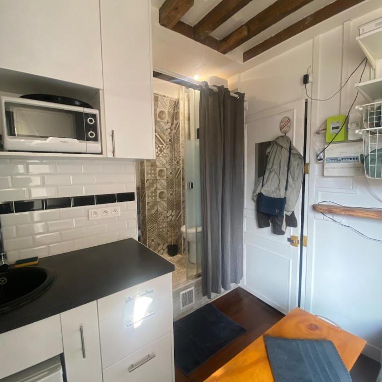 Jolie studette à 2 pas du bassin de la Villette - Apartment mit 1 Schlafzimmer - 4
