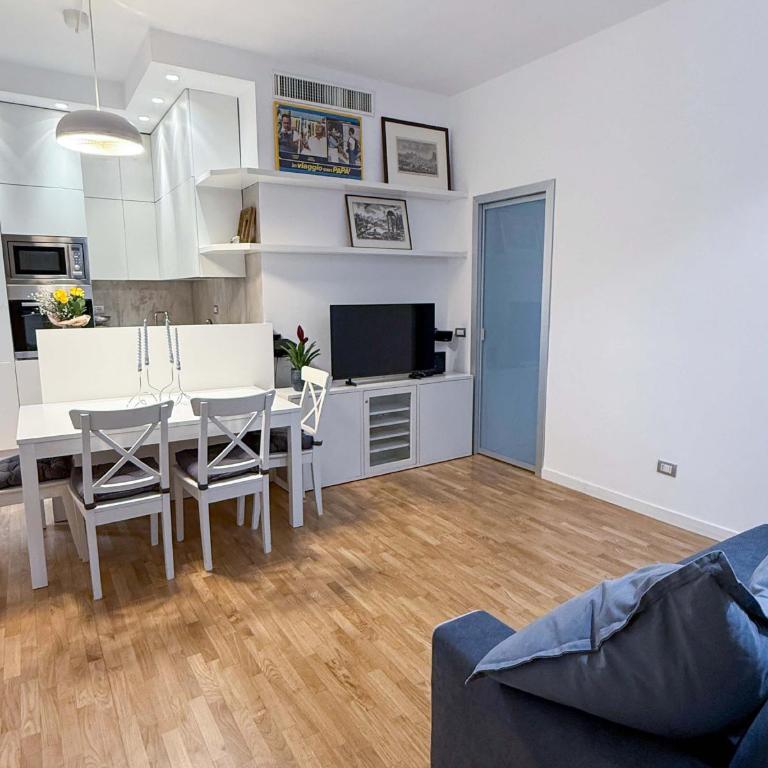 Colosseum Boutique Home - Elegant Design Apartment steps from the Colosseum - Apartment mit 2 Schlafzimmern und Balkon - 29