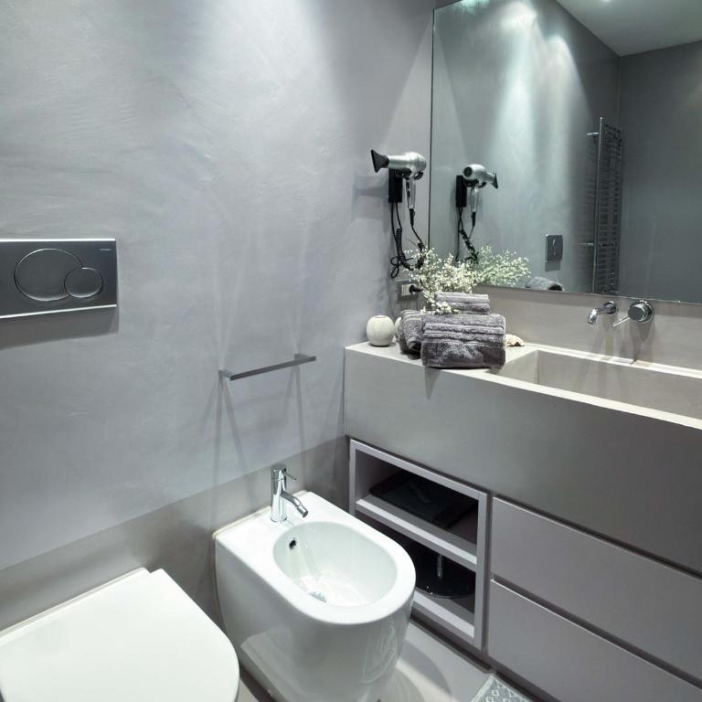 Colosseum Boutique Home - Elegant Design Apartment steps from the Colosseum - Apartment mit 2 Schlafzimmern und Balkon - 35