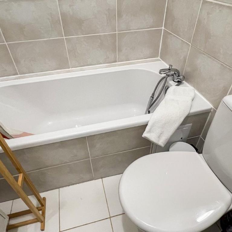 AC - Hypercenter - Close to Place des Corps Saints - One-Bedroom Apartment - 25