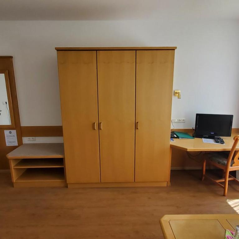 Apartmenthaus Salzburger Hof - Einzelzimmer mit Bergblick - 4