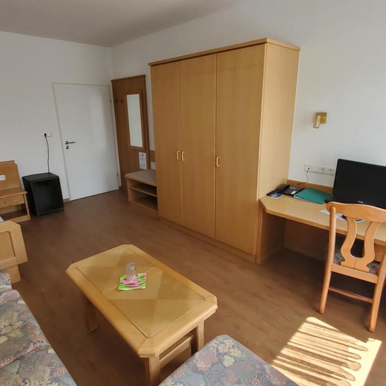 Apartmenthaus Salzburger Hof - Einzelzimmer mit Bergblick - 1