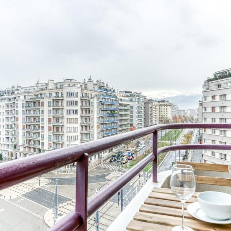 Magnifique T2, balcon avec superbe vue, tram au pied - Apartment mit 1 Schlafzimmer - 4