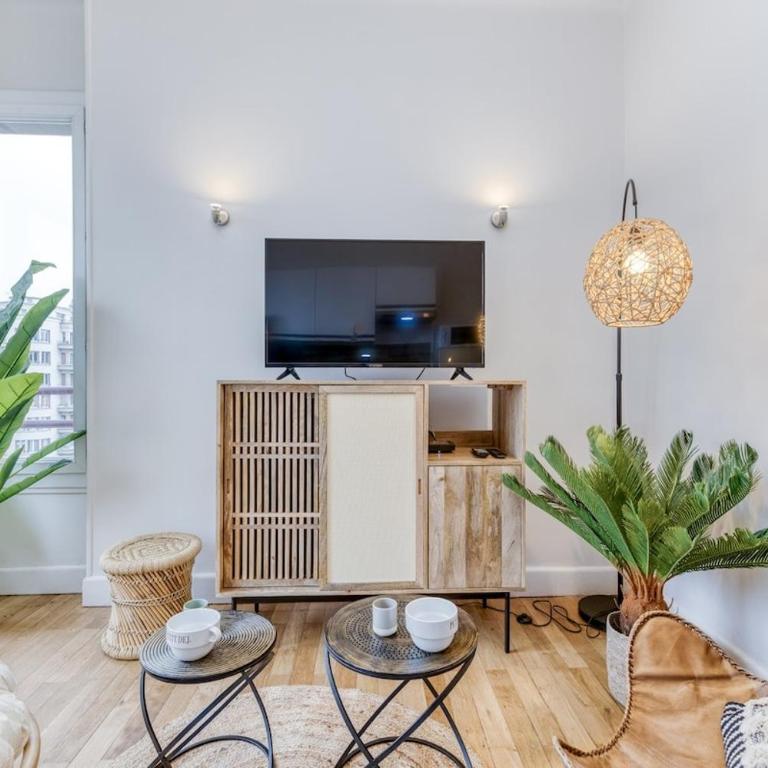 Magnifique T2, balcon avec superbe vue, tram au pied - Apartment mit 1 Schlafzimmer - 9