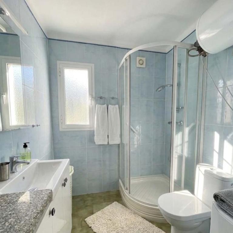 Villa con jardin y piscina privada zona Burriana - Apartment - 12