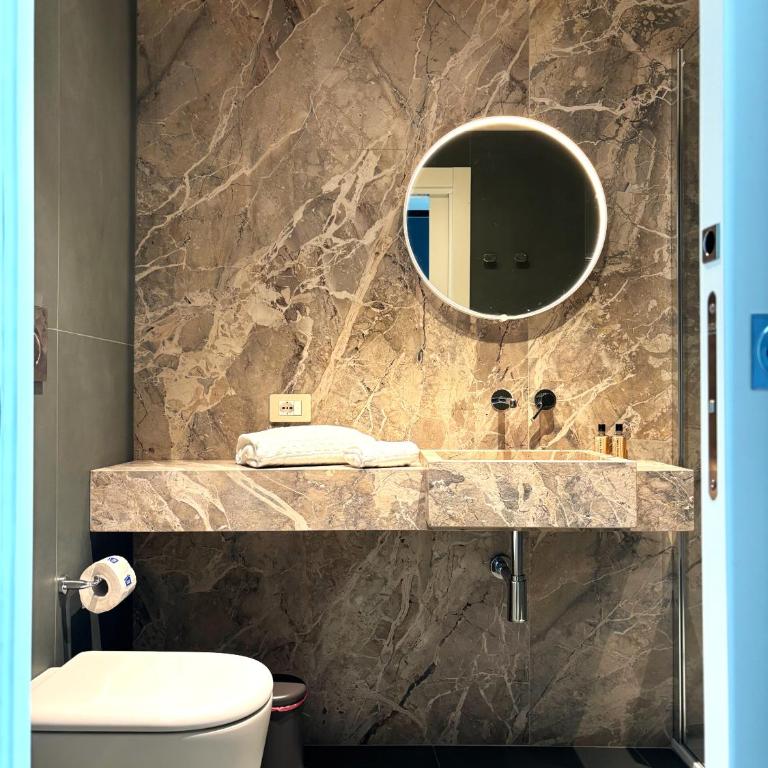 NIMA Boutique House - Camera Queen con Vasca Idromassaggio - 2