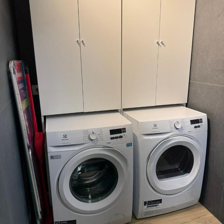 Luxory Riva 22 - Appartamento con 2 Camere da Letto - 15