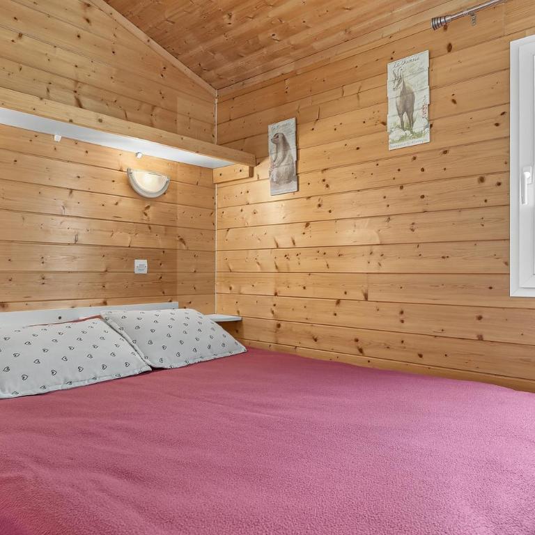 Gîtes à La Ferme Du Marquisat - Chambre Double - Vue sur Montagne - 8