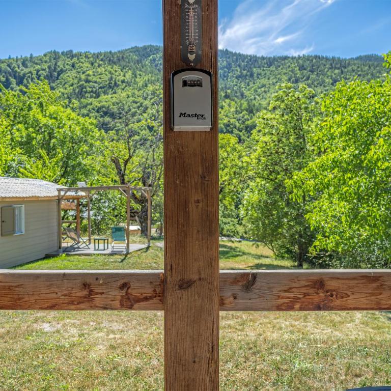 Gîtes à La Ferme Du Marquisat - Chambre Double - Vue sur Montagne - 16