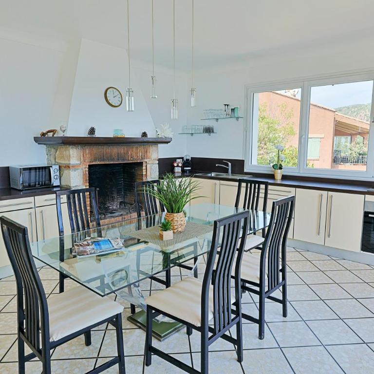Haut de villa avec piscine privée et vue panoramique mer et Esterel - Apartment mit 3 Schlafzimmern und Meerblick - 7