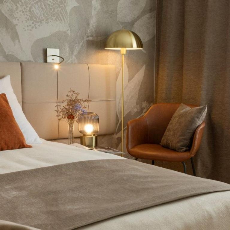 Boutique Apartment Graz Central Station - Two-Bedroom Apartment - 8