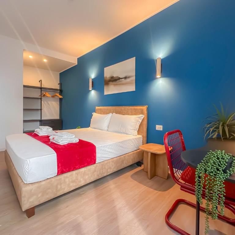 Flatsharing Design Suites - Two-Bedroom Apartment - 7