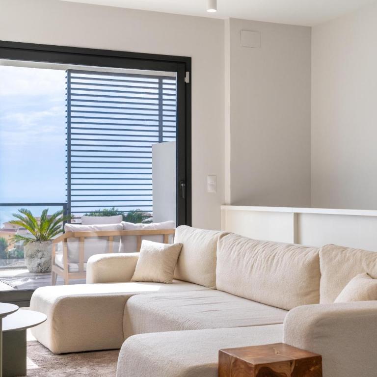 Modern Townhouse with Sea Views - Familienzimmer - 22