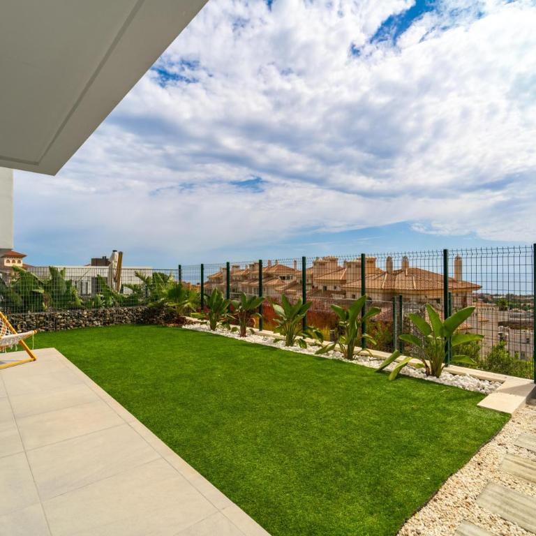 Modern Townhouse with Sea Views - Familienzimmer - 36