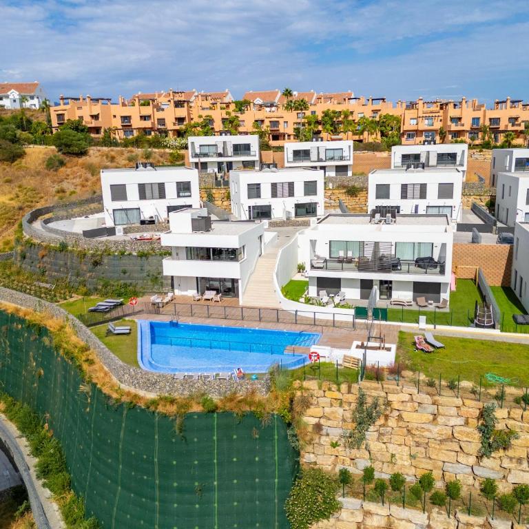 Modern Townhouse with Sea Views - Familienzimmer - 38