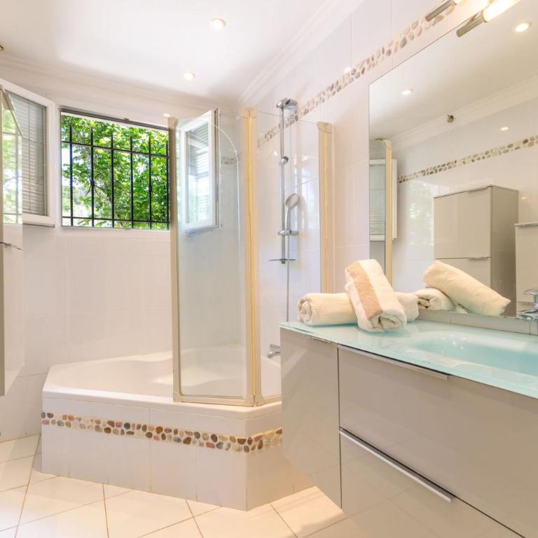 Le Clos des Oliviers - Villa avec Piscine Privée - 16