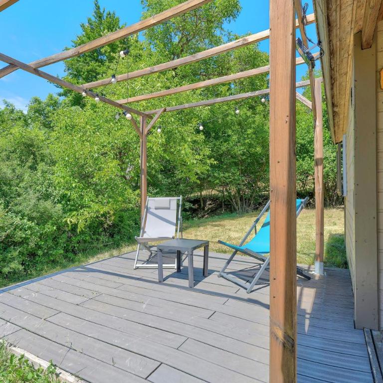 Gîtes à La Ferme Du Marquisat - Chambre Double - Vue sur Montagne - 3