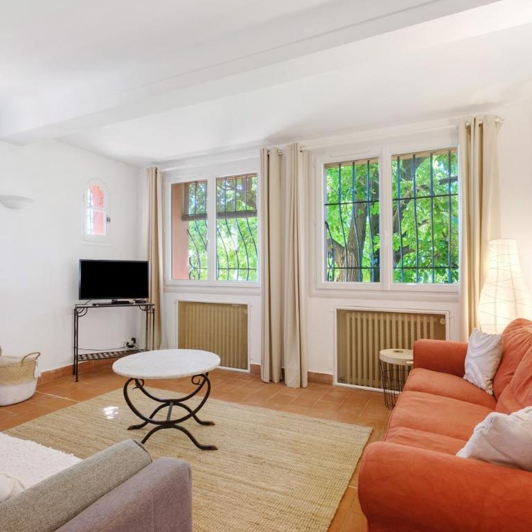 Un sejour à la Campagne Speracedes - Villa - Vue sur Jardin - 2