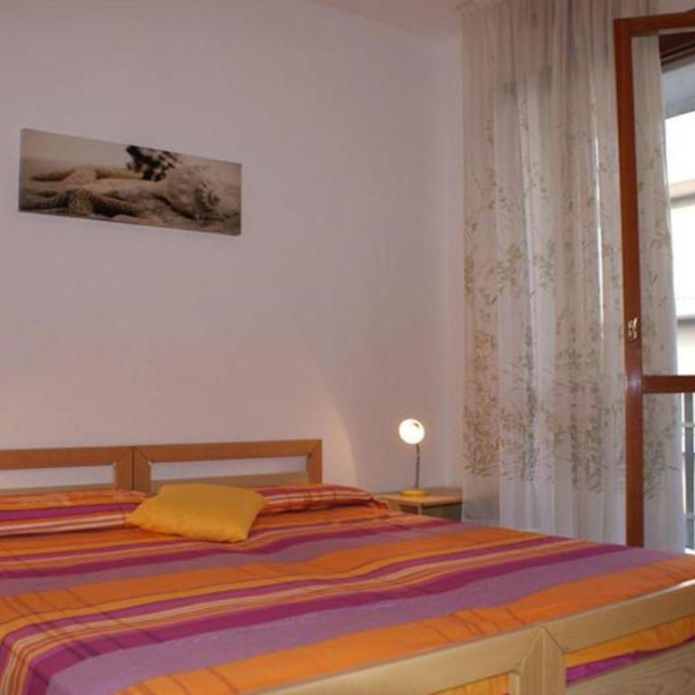 Relaxing flat by the pool with sports courts - Appartamento - 5