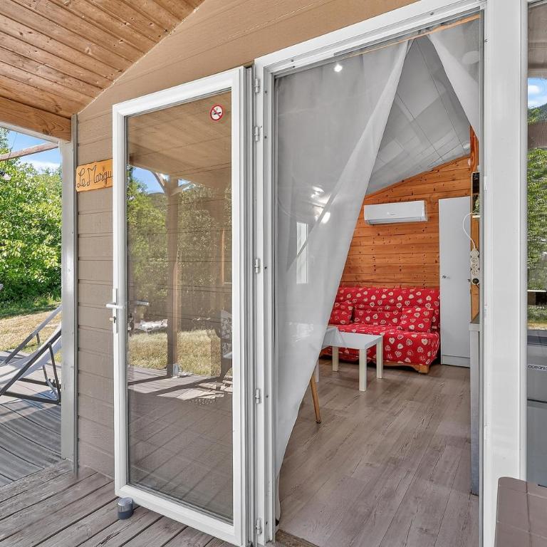 Gîtes à La Ferme Du Marquisat - Chambre Double - Vue sur Montagne - 5